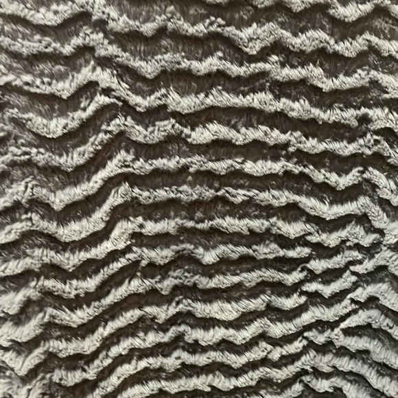 Patagonia Pelage Gray Furry Jacket Size Small - Picture 9 of 9